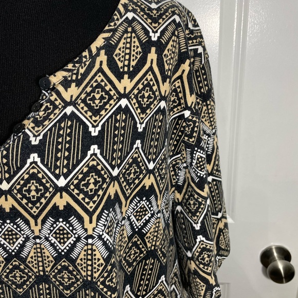 Catherine’s Geometric Patterned Tunic Blouse Size 1X CB-80 - Picture 4 of 8